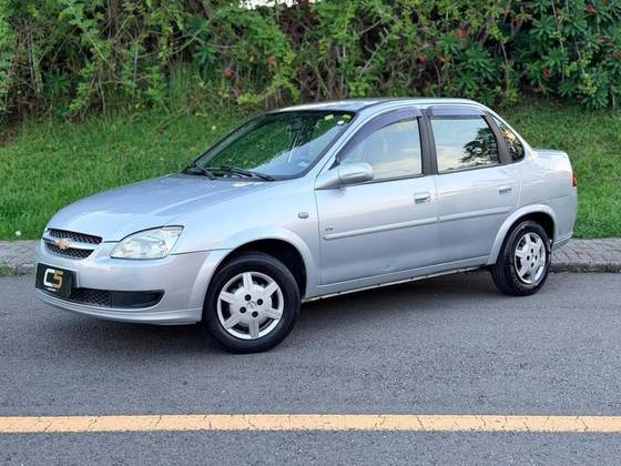 CHEVROLET CLASSIC 1.0 MPFI VHCE 8V FLEX 4P MANUAL